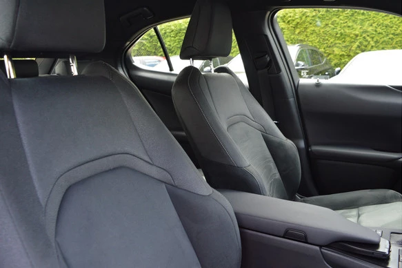 Lexus UX - Afbeelding 22 van 30