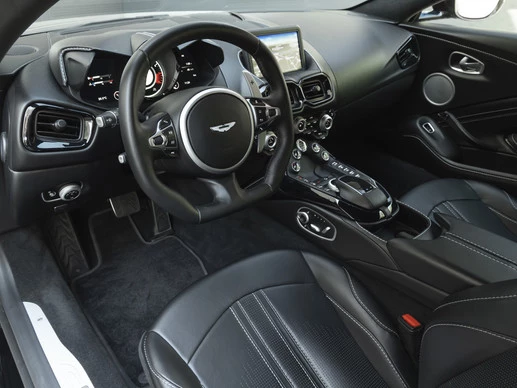 Aston Martin V8 Vantage - Afbeelding 18 van 30