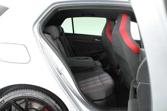 Volkswagen Golf - Afbeelding 13 van 30