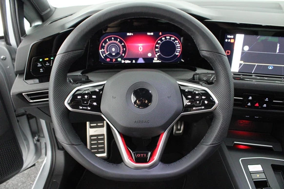 Volkswagen Golf - Afbeelding 18 van 30