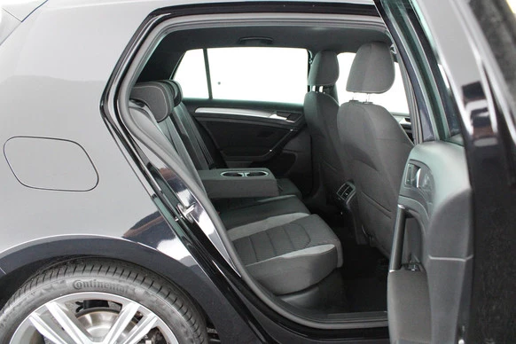 Volkswagen Golf - Afbeelding 10 van 30