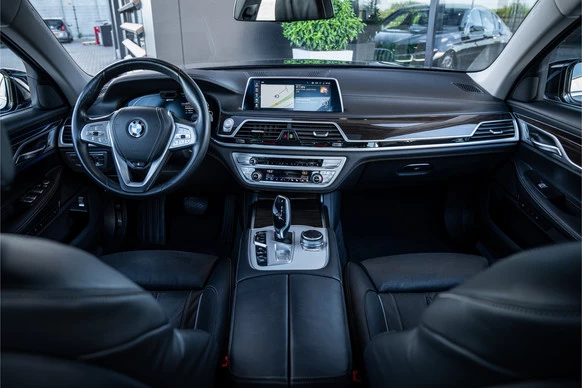 BMW 7 Serie - Afbeelding 9 van 30