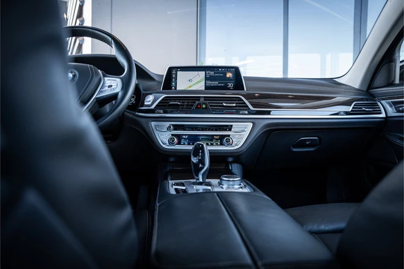 BMW 7 Serie - Afbeelding 26 van 30