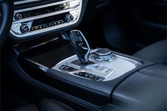 BMW 7 Serie - Afbeelding 27 van 30