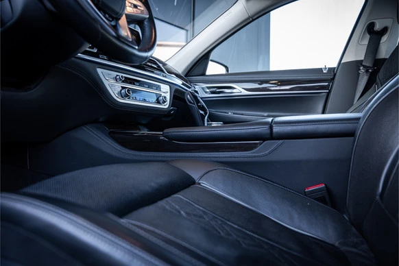 BMW 7 Serie - Afbeelding 28 van 30