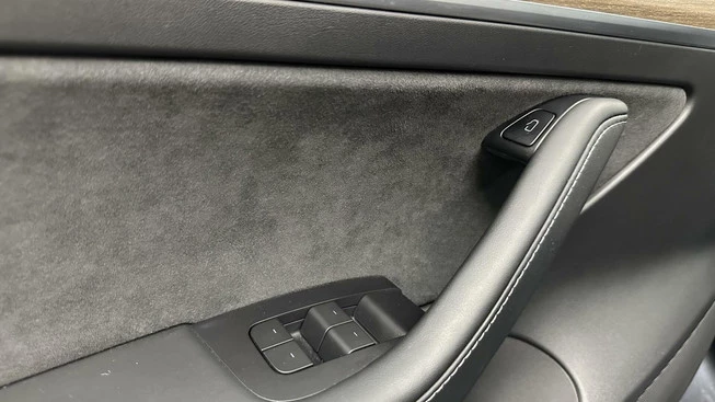 Tesla Model 3 - Afbeelding 20 van 30