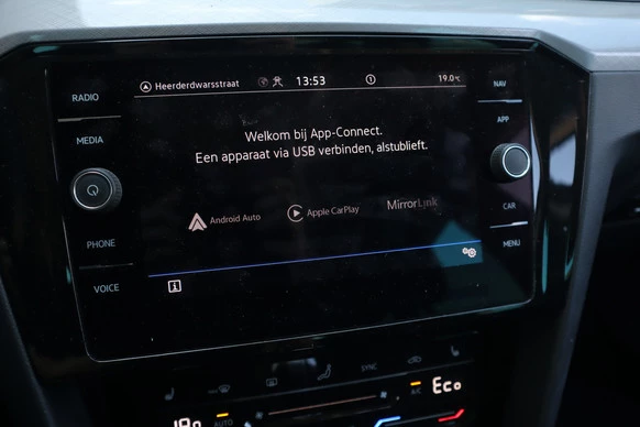 Volkswagen Passat - Afbeelding 11 van 30