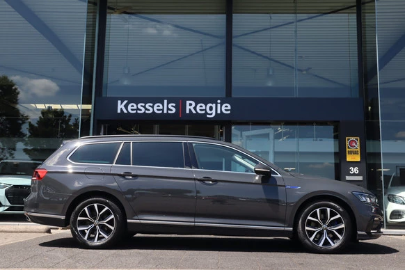 Volkswagen Passat - Afbeelding 23 van 30