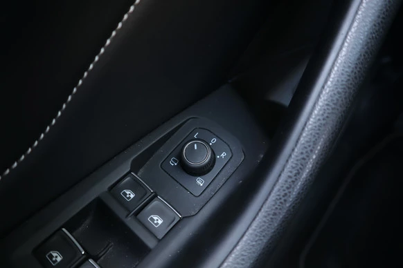 Volkswagen Passat - Afbeelding 28 van 30