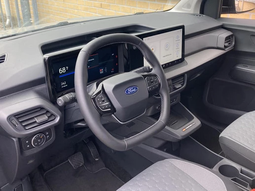 Ford Tourneo Courier - Afbeelding 8 van 30