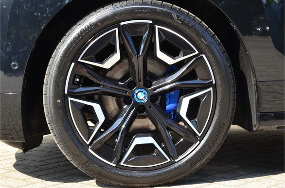 BMW iX - Afbeelding 8 van 22