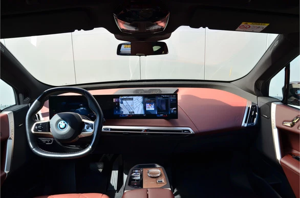 BMW iX - Afbeelding 10 van 22