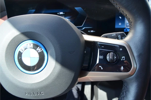 BMW iX - Afbeelding 15 van 22