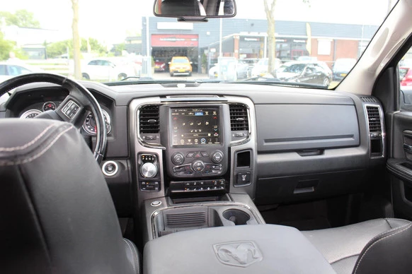 Dodge Ram 1500 - Afbeelding 25 van 30