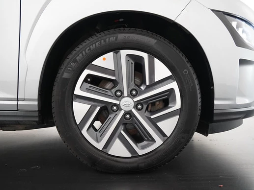 Hyundai Kona - Afbeelding 28 van 30