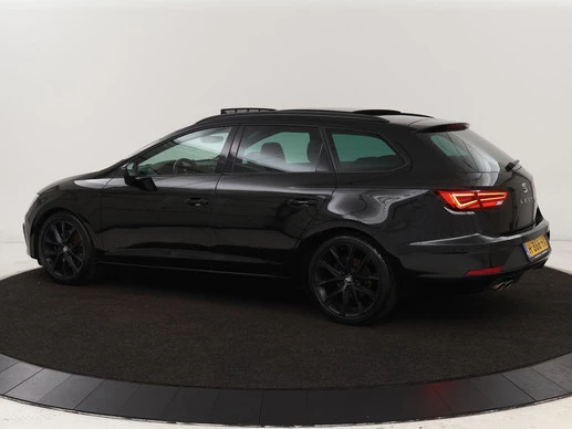 SEAT Leon - Afbeelding 2 van 30