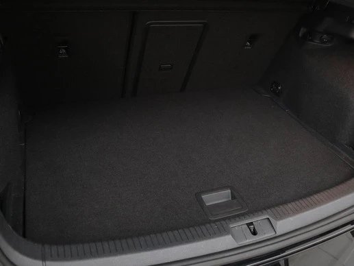 Volkswagen Golf - Afbeelding 12 van 30
