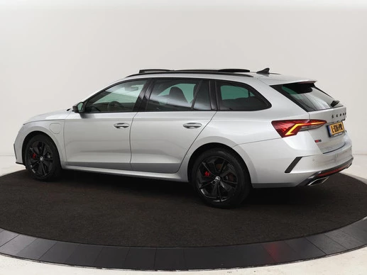 Škoda Octavia - Afbeelding 2 van 30