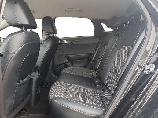 Kia Ceed - Afbeelding 19 van 30