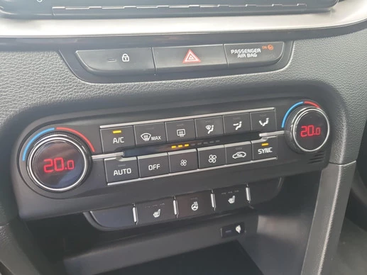 Kia Ceed - Afbeelding 25 van 30