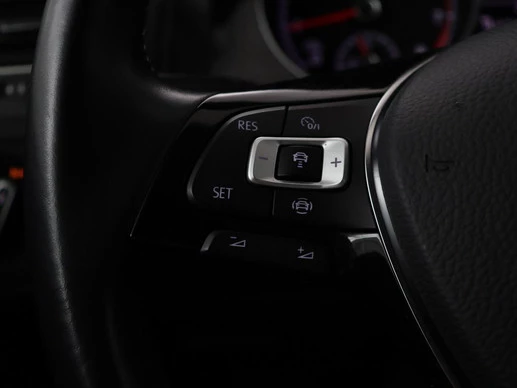 Volkswagen Golf - Afbeelding 16 van 30