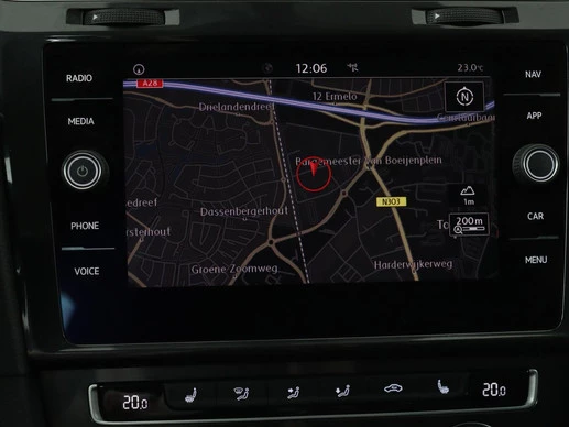 Volkswagen Golf - Afbeelding 18 van 30