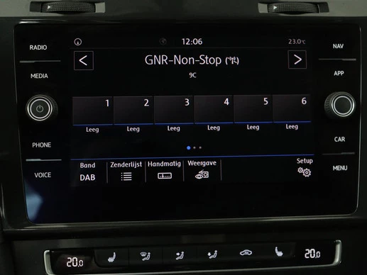 Volkswagen Golf - Afbeelding 21 van 30