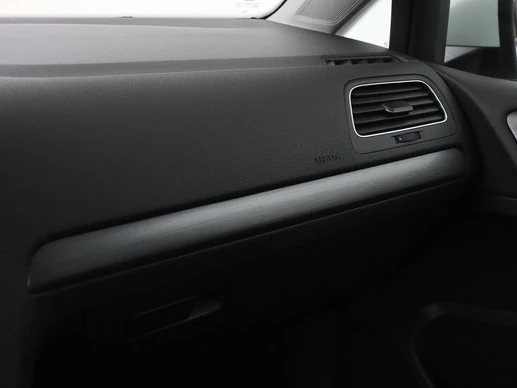 Volkswagen Golf - Afbeelding 23 van 30