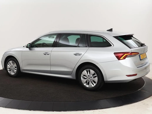 Škoda Octavia - Afbeelding 2 van 30