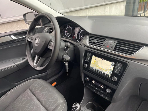 Škoda Rapid - Afbeelding 15 van 27