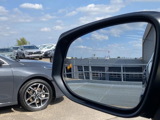 Toyota RAV4 - Afbeelding 18 van 30