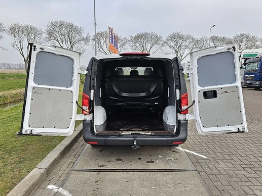 Mercedes-Benz Vito - Afbeelding 13 van 15
