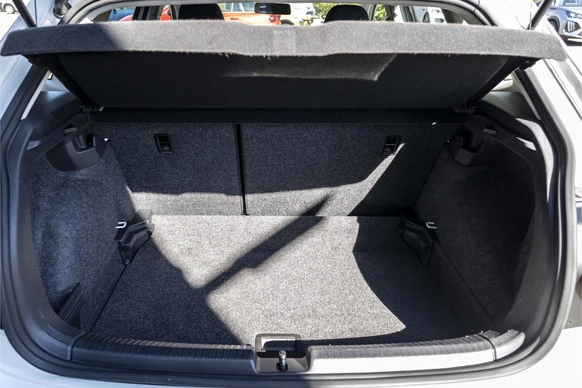Volkswagen Polo - Afbeelding 13 van 30