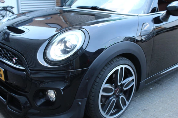MINI Cooper S - Afbeelding 27 van 30