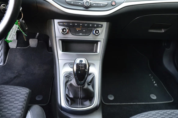 Opel Astra - Afbeelding 26 van 27