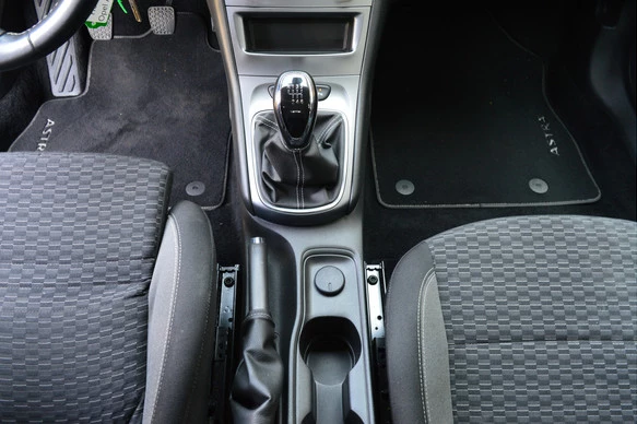 Opel Astra - Afbeelding 27 van 27