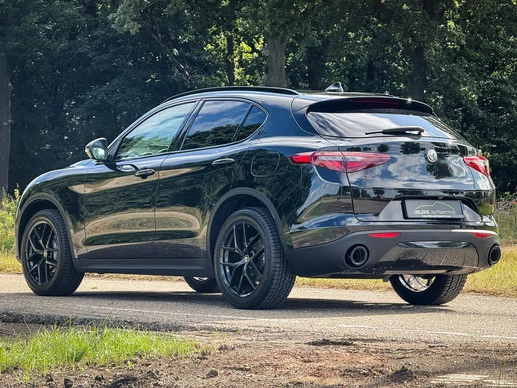 Alfa Romeo Stelvio - Afbeelding 2 van 29