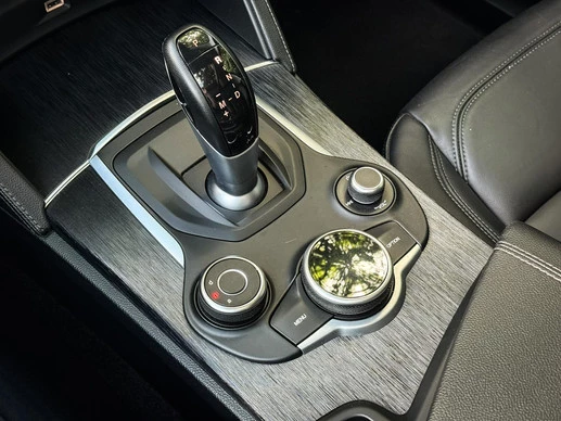 Alfa Romeo Stelvio - Afbeelding 19 van 29