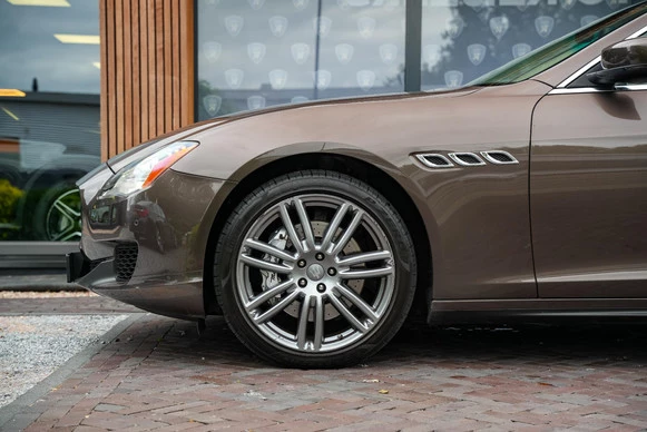 Maserati Quattroporte - Afbeelding 12 van 30