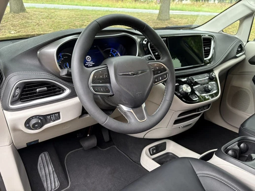 Lancia Voyager - Afbeelding 7 van 19