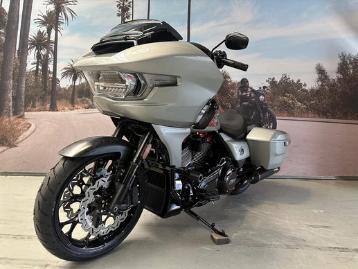 Harley-Davidson Road Glide - Afbeelding 3 van 13