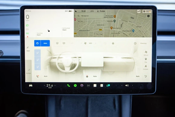 Tesla Model Y - Afbeelding 17 van 30