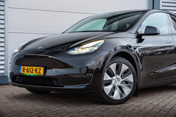 Tesla Model Y - Afbeelding 27 van 30