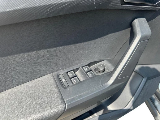 SEAT Arona - Afbeelding 11 van 23