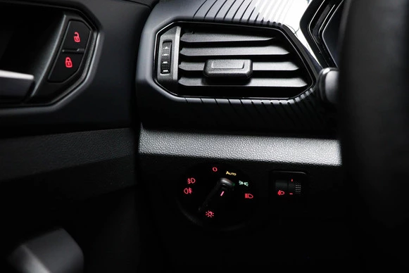 Volkswagen T-Cross - Afbeelding 23 van 30