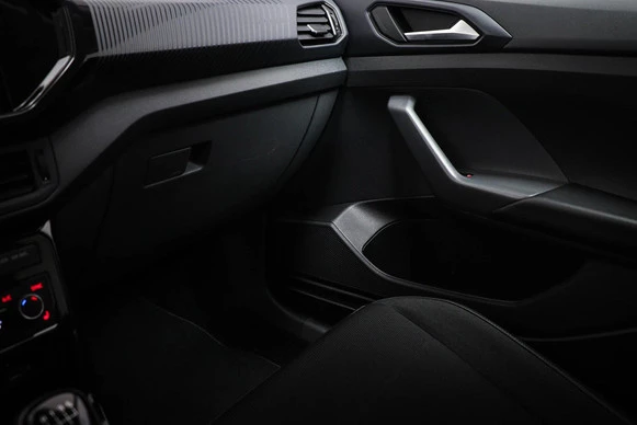 Volkswagen T-Cross - Afbeelding 26 van 30