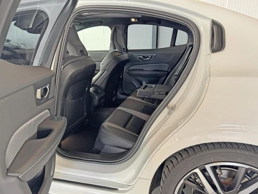 Volvo S60 - Afbeelding 24 van 30