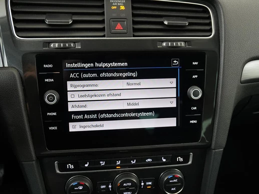 Volkswagen Golf - Afbeelding 19 van 30
