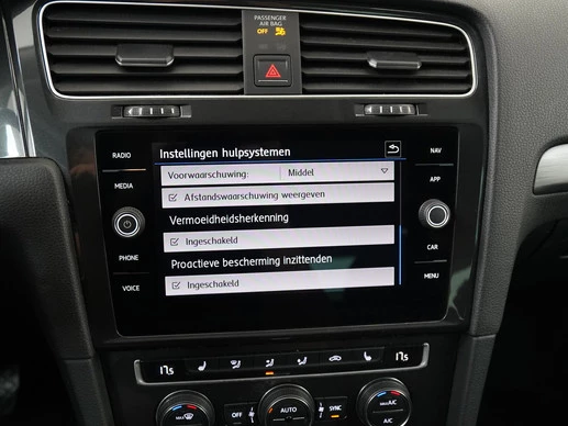 Volkswagen Golf - Afbeelding 20 van 30