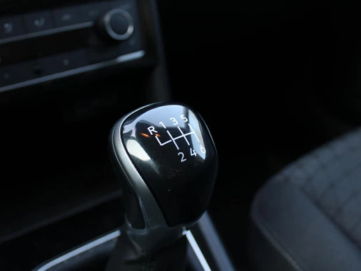 Volkswagen T-Cross - Afbeelding 27 van 30